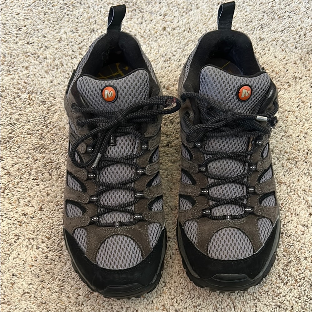 Merrell MAOB Men's Gray and Black Hiking Shoes LIKE NEW 11M